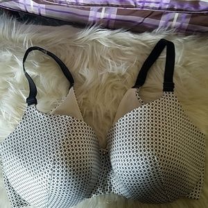Cacique Padded Bra - 40DDD